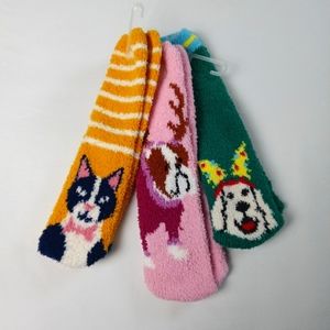 Womens Cozy Socks.